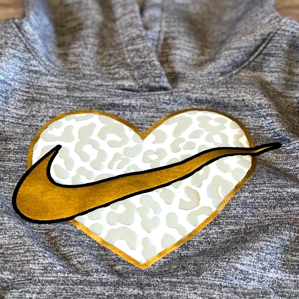 Girls Nike Gray and Gold Dri-Fit Pullover Hoodie Sweatshirt - Picture 3 of 7